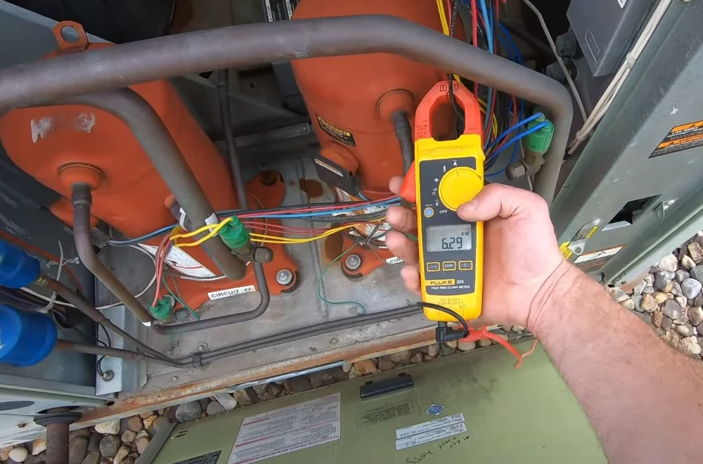 Verificación y Ajuste de Componentes Eléctricos